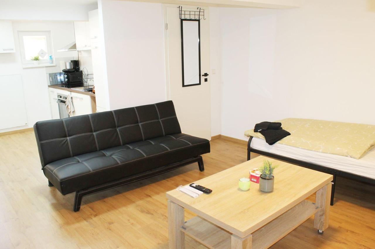 Ruhig Gelegenes Apartment Vaihingen an der Enz Exterior photo